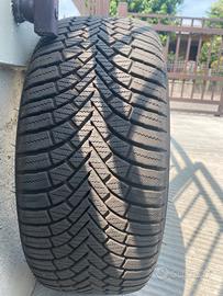 4 pneumatici come nuovi