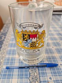 Vecchio boccale da birra per collezionisti
