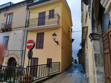 casa autonoma Montalto paese 