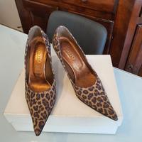 Décolleté n. 37 maculate tacco 10