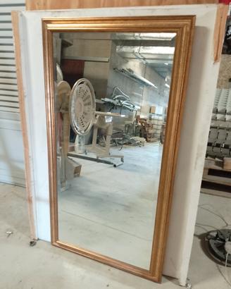 specchio in legno dorato 