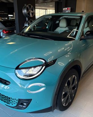 FIAT 600 (2023-->) 600 Hybrid 110 CV DCT MHEV L...