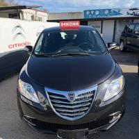 Lancia Ypsilon 1.2 69 CV 5 porte S&S Gold