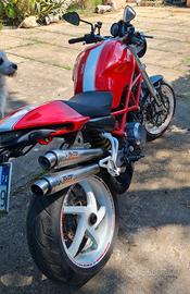 ducati monster s2r 800