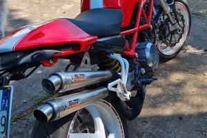 ducati monster s2r 800