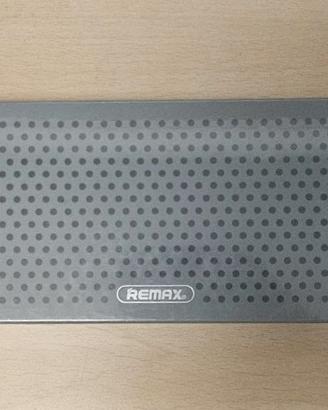 Altoparlante Bluetooth Remax in metallo RB-M20