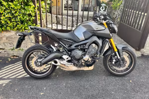 Moticiclo mt09 yamaha