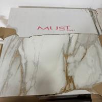 Pavimento Gres porcellanato effetto marmo