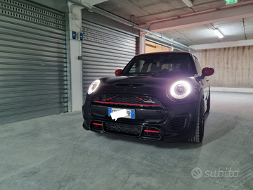 Mini F56 jcw 231cv manuale