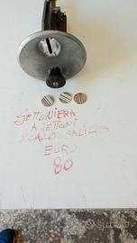 Gettoniera a gettoni per calciobalilla