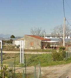 Villino singolo a Capaccio (SA) con terreno