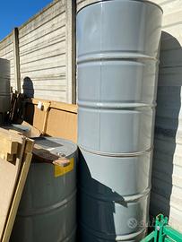 Bidoni / Fusti olio 200 lt vuoti