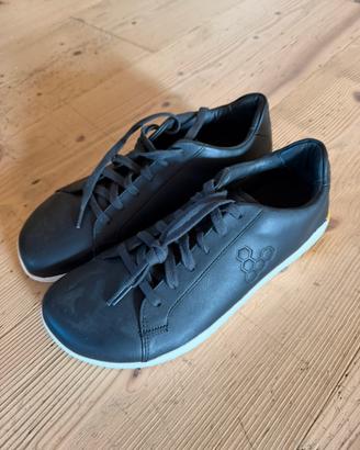 Vivobarefoot Geo Court II tg 43