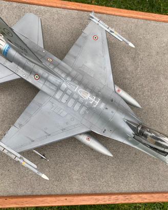 F16 A SCALA 1/32 37 STORMO TRAPANI