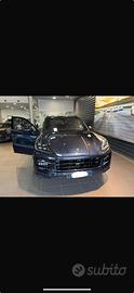 Porsche Cayenne 4.0 V8 S