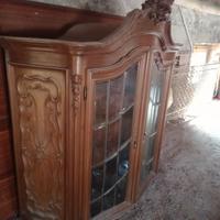 Antica credenza barocca