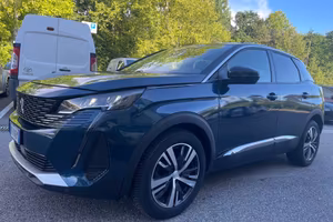 Peugeot 3008 BlueHDi 130 S&S*Automatik*Navi*Solo 5