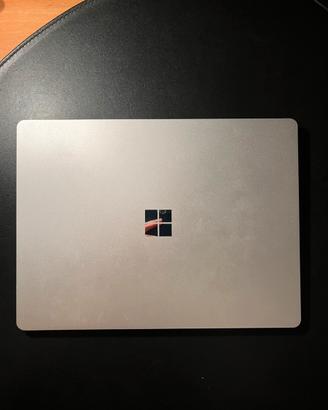 Microsoft Surface Laptop Go