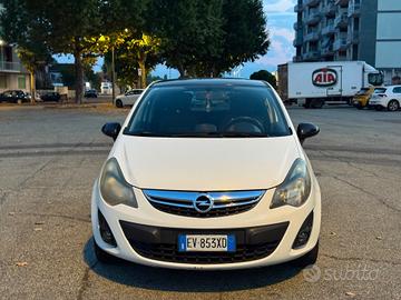 Opel Corsa 1.2 85CV 3 porte GPL-TECH b-color