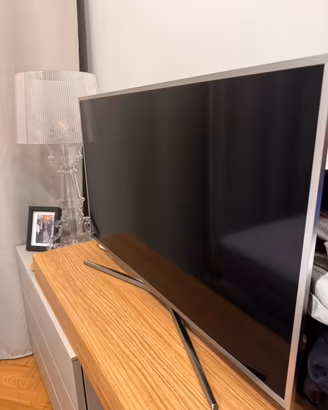 TV Samsung 40” 4K UHD Smart TV – UE40MU6400