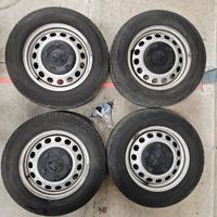 4 ruote da 16 gommati Originali Peugeot Da carico