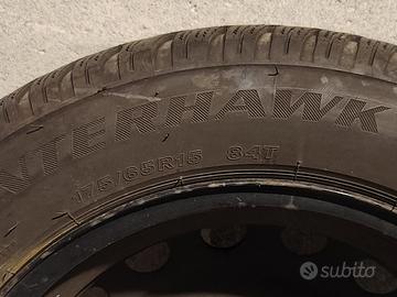 gomme invernali Toyota Yaris hybrid 