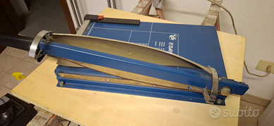 Taglierina dahle 561