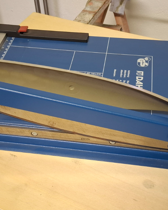 Taglierina dahle 561