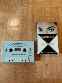 musicassetta di Michael Jackson black or white 