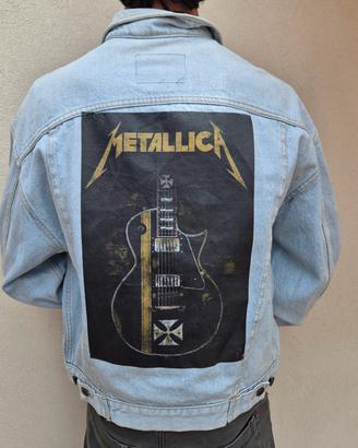 Giacca di Jeans con toppa MetallicA
