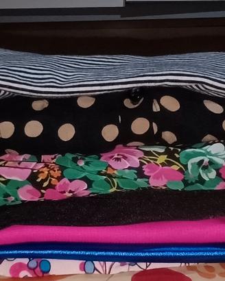 stock  vestiti e pantaloncini