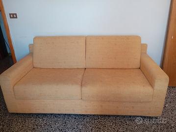 Divano letto matrimoniale 