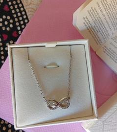 Swarovski collana infinito