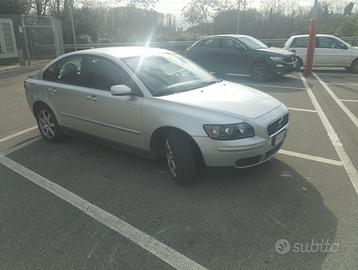 Volvo s 40