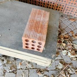 mattoni blocchetti 9 fori pesante