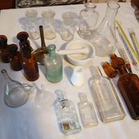 Farmacia materiale da Laboratorio