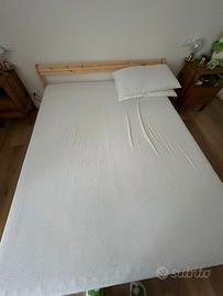 Letto matrimoniale in legno con rete + materasso