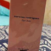 Narciso for her. Nero