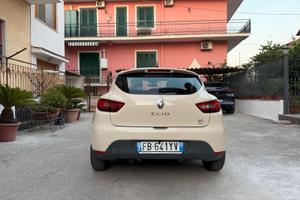 RENAULT CLIO 1.5 DIESEL 75CV