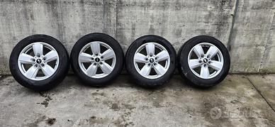 GOMME CON CERCHI IN LEGA MINI COUNTRYMAN