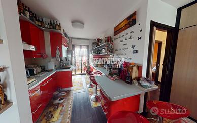 4 LOCALI FRAZIONABILE - MILANO BOVISASCA