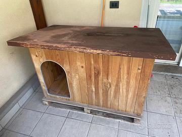 Cuccia da esterno per cani