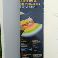 Retrocamera con Portatarga 