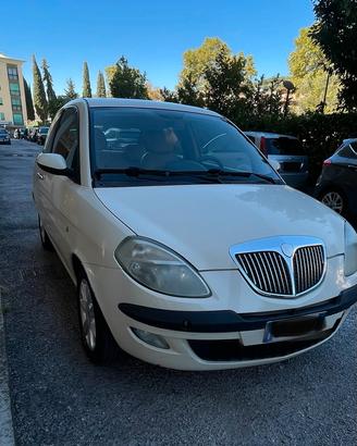 Lancia ypsilon 1.3