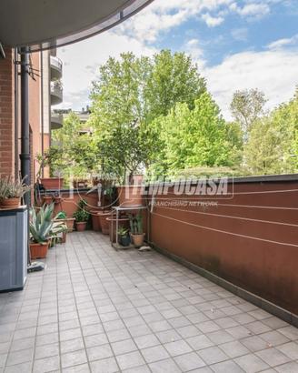 Ampio 3 locali con box e TERRAZZO !!