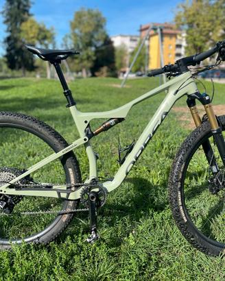 ORBEA Oiz M10 TR