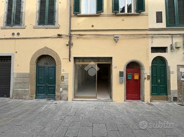 MAGAZZINO A FIRENZE