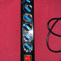 Ciabatta elettrica multipresa