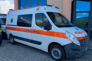 Ambulanza Renault Master allestimento MAF
