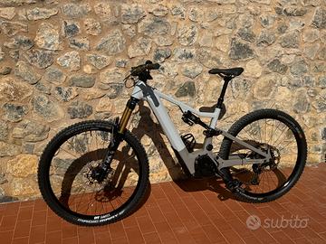 E-Bike Focus jam2 6.9 Bosh smart system 750w.